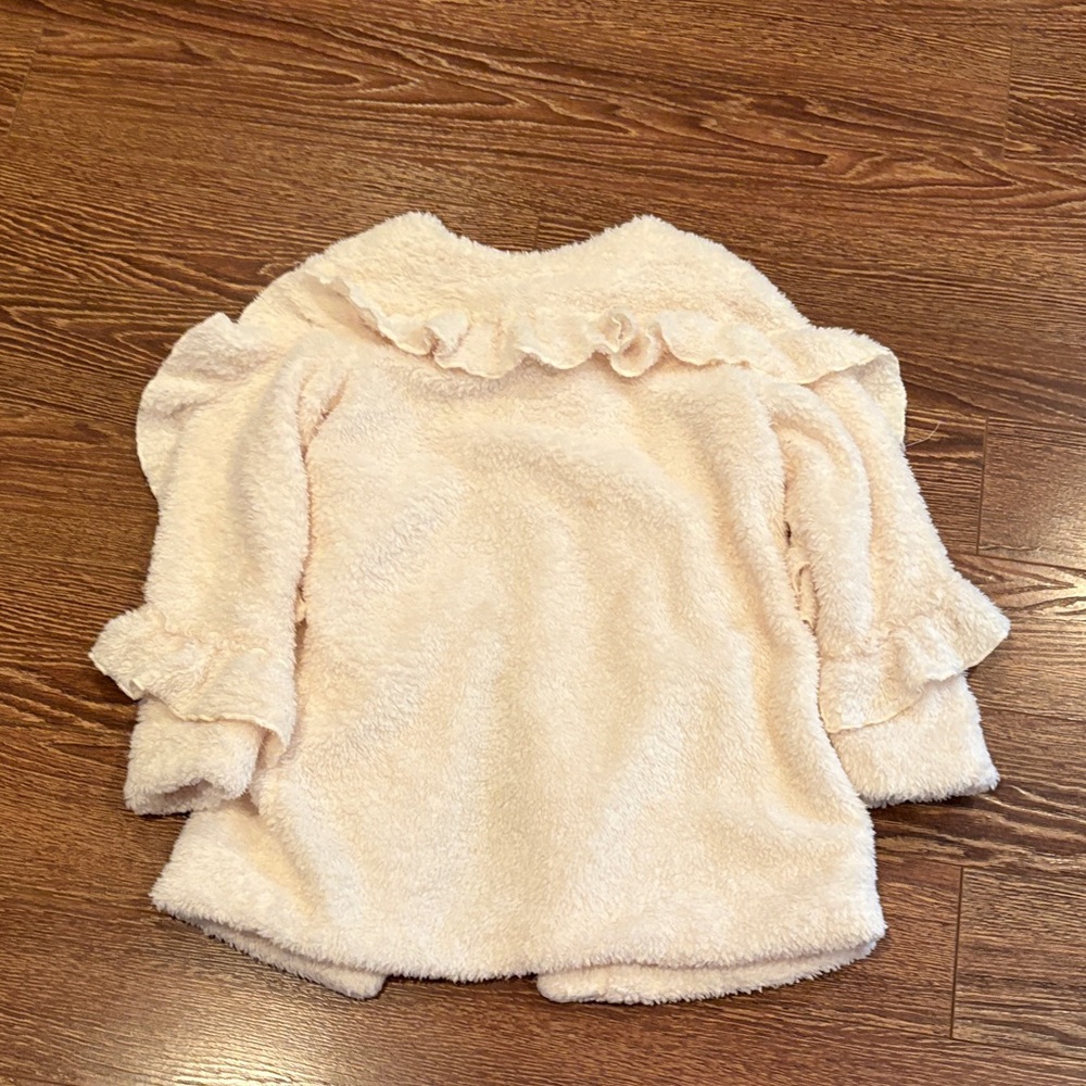 Cream Fuzzy Ruffle Sleeve Jacket - Picture 8 of 11
